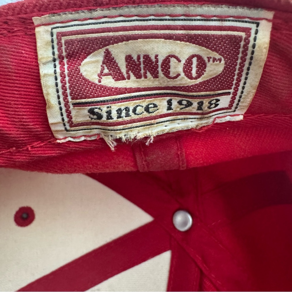 Vintage Detroit Red Wings ANNCO Leather Patch Adjustable Cap 90s– Fair Condition - Picture 10 of 11